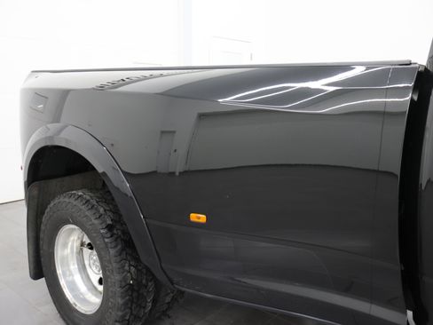 Used 2018 RAM 3500 Laramie image 27