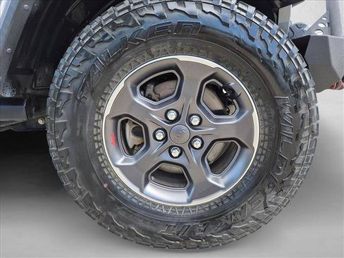 Used 2020 Jeep Gladiator Rubicon AWD/4WD image 23