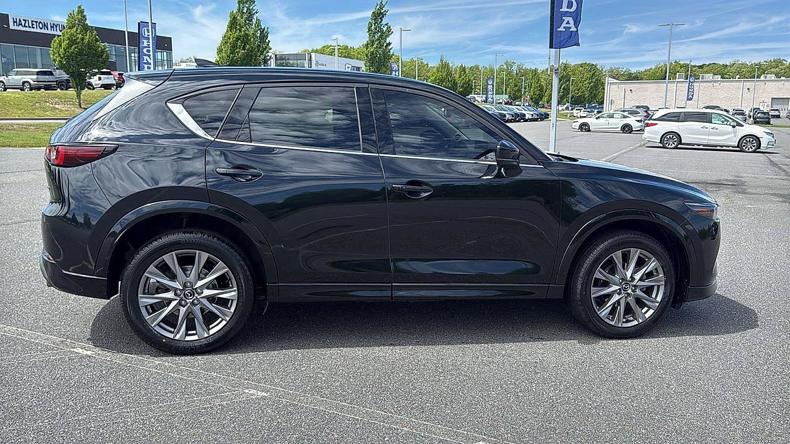 Used 2024 MAZDA CX-5 AWD 2.5 S w/ Premium Plus Pkg image 4