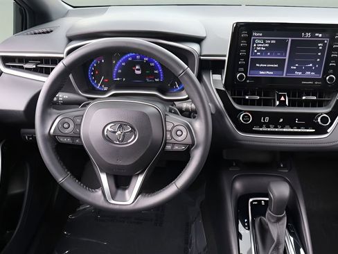 Used 2022 Toyota Corolla XSE image 16