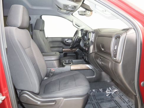 Used 2020 Chevrolet Silverado 1500 LT Trail Boss image 11