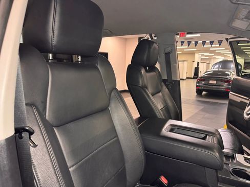 Used 2016 Toyota Tundra Limited image 13