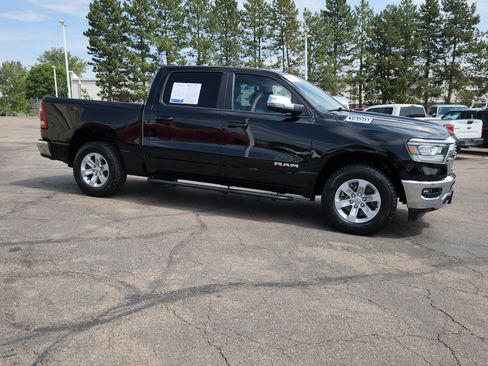 Used 2023 RAM 1500 Laramie AWD/4WD image 12