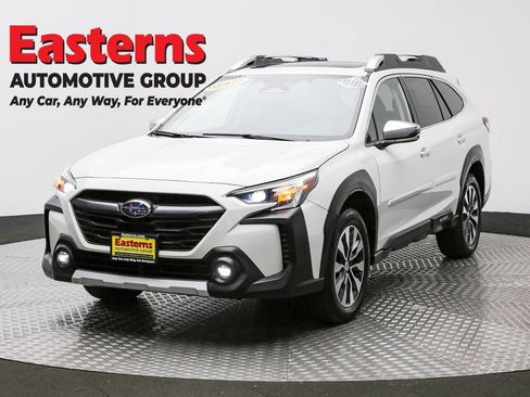 Used 2023 Subaru Outback Touring XT AWD/4WD image 1