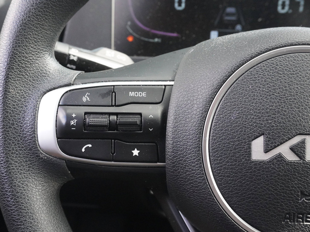 Used 2024 Kia Sportage LX AWD/4WD image 33
