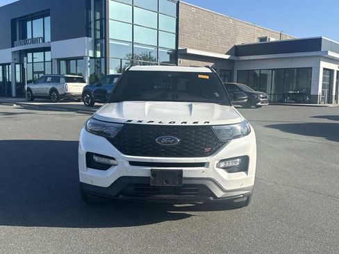 Used 2023 Ford Explorer ST w/ Equipment Group 401A image 2