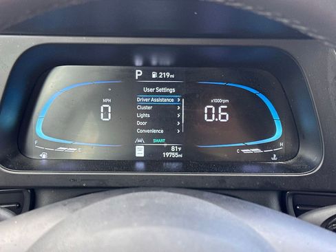 Used 2026 Hyundai Elantra Sport image 32