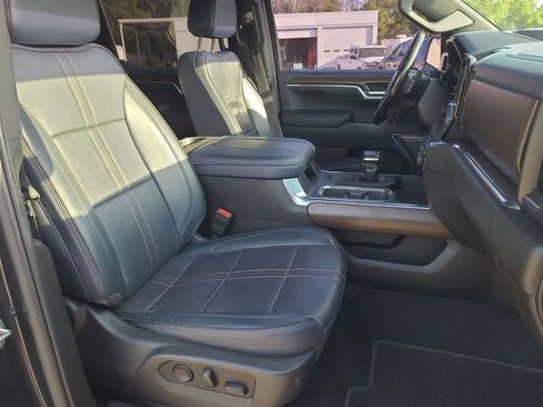 Used 2024 Chevrolet Silverado 1500 High Country w/ Technology Package image 29