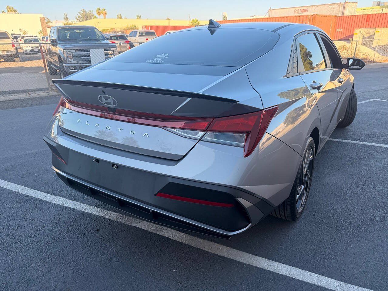 Used 2025 Hyundai Elantra Sport FWD image 9