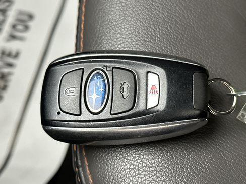 Used 2024 Subaru Crosstrek 2.5i Limited image 38