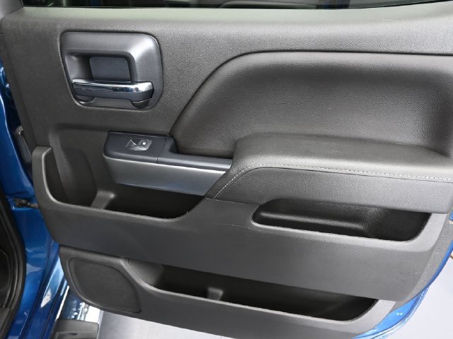 Used 2018 Chevrolet Silverado 1500 LT w/ All Star Edition AWD/4WD image 31
