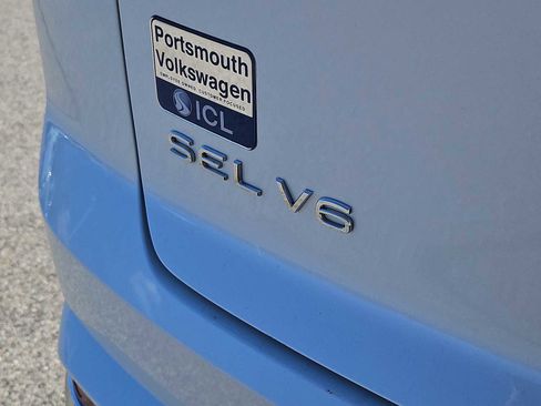 Certified 2023 Volkswagen Atlas Cross Sport SEL Premium R-Line AWD/4WD image 12