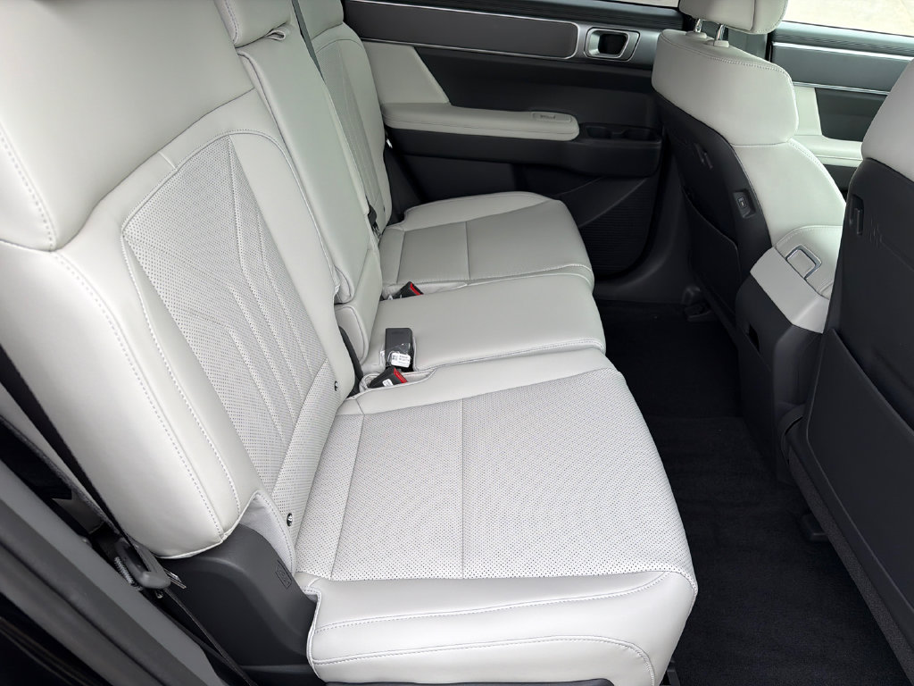 New 2027 Hyundai Santa Fe SEL FWD image 16