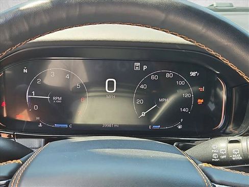 Used 2023 Jeep Grand Wagoneer Series III AWD/4WD image 11