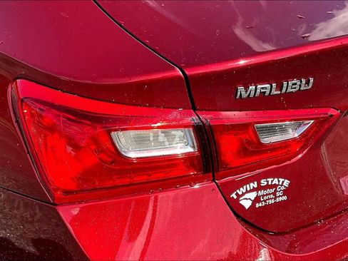 Used 2018 Chevrolet Malibu LT w/ Leather Package image 24