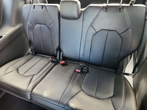 New 2026 Chrysler Voyager LX FWD image 9