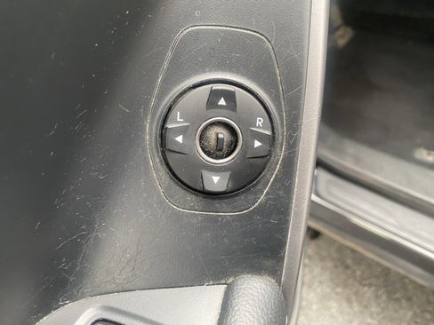 Used 2017 Hyundai Santa Fe Sport image 14