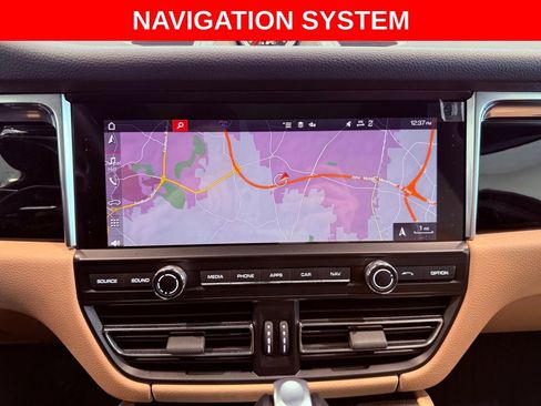 Used 2020 Porsche Macan S image 7