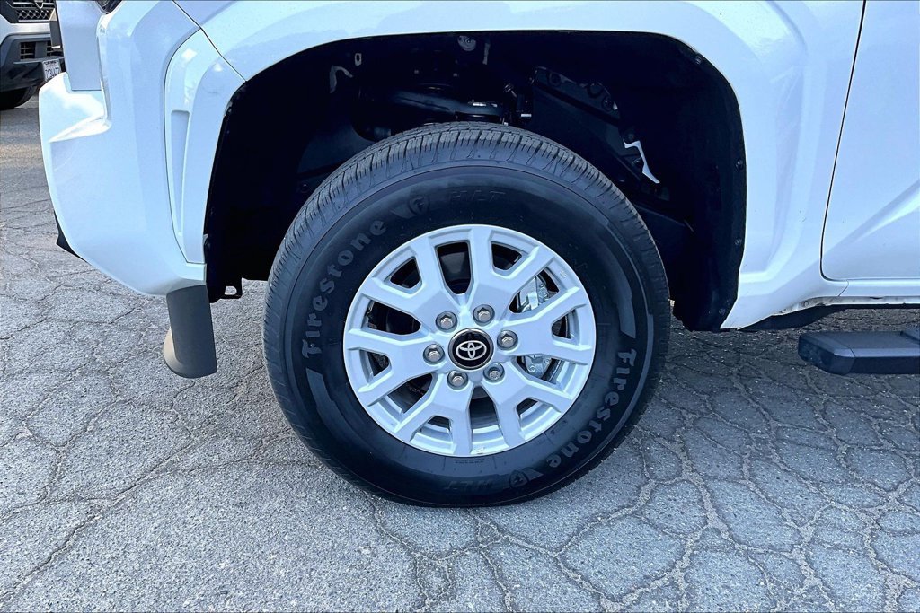 Used 2026 Toyota Tacoma SR5 RWD image 7