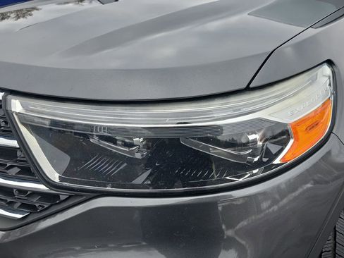 Used 2020 Ford Explorer XLT w/ Equipment Group 202A image 34