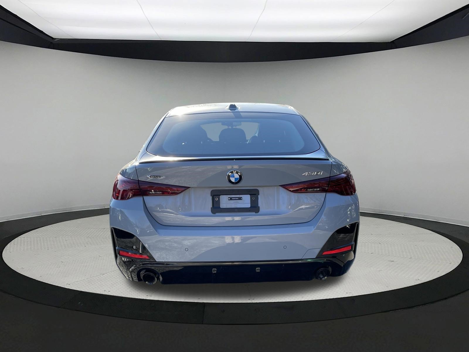 Used 2026 BMW 430i xDrive w/ M Sport Package AWD/4WD image 6