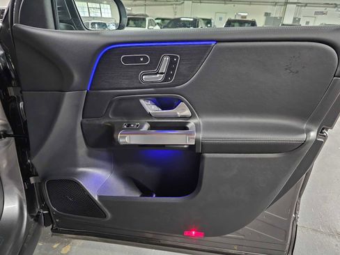 New 2026 Mercedes-Benz GLB 250 4MATIC image 10
