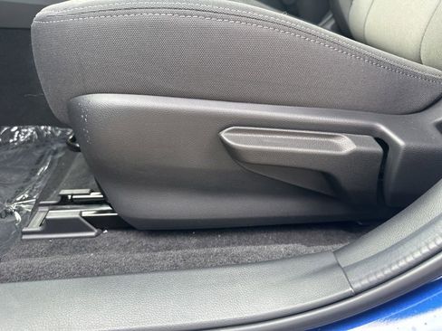 New 2026 Subaru Crosstrek 2.5i AWD/4WD image 12