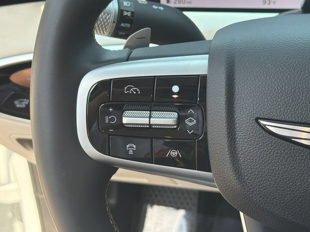 Used 2026 Genesis GV70 2.5T Select AWD/4WD image 28