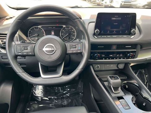 Used 2023 Nissan Rogue SV w/ SV Premium B Package AWD/4WD image 25