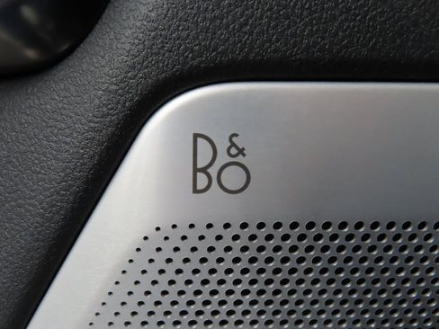 Used 2025 Ford F250 Platinum w/ FX4 Off-Road Package image 71