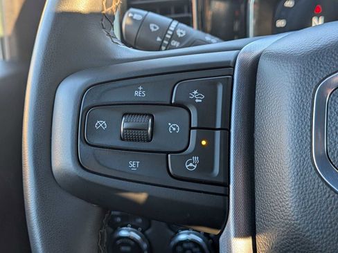 Used 2025 GMC Sierra 3500 SLT image 26