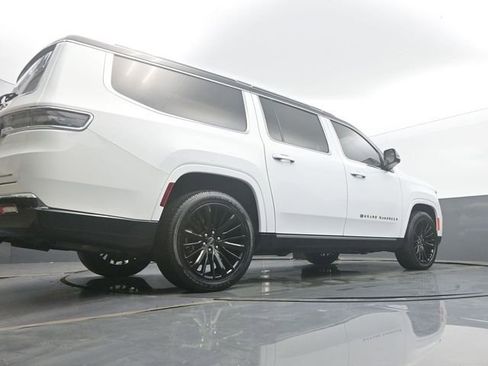 Used 2024 Jeep Grand Wagoneer L Series III image 54