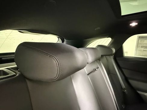 Used 2026 Land Rover Range Rover Velar S AWD/4WD image 25