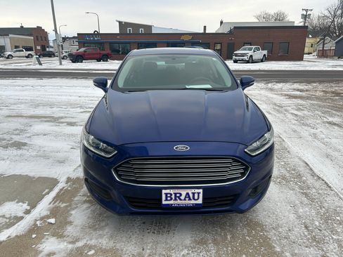 Used 2013 Ford Fusion SE image 3