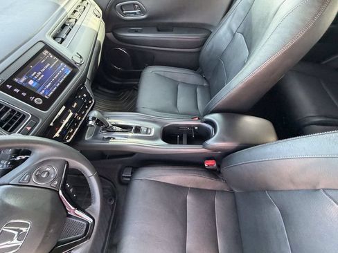 Used 2021 Honda HR-V EX-L image 18