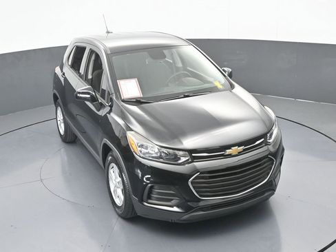 Used 2020 Chevrolet Trax LS image 42