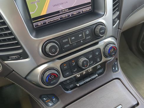 Used 2016 Chevrolet Tahoe LTZ RWD image 17