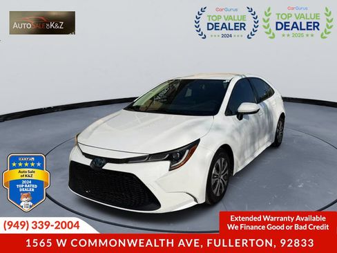 Used 2022 Toyota Corolla LE w/ Carpet Mat Package (TMS) FWD image 2