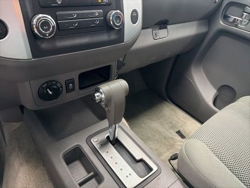 Used 2016 Nissan Frontier SV AWD/4WD image 20