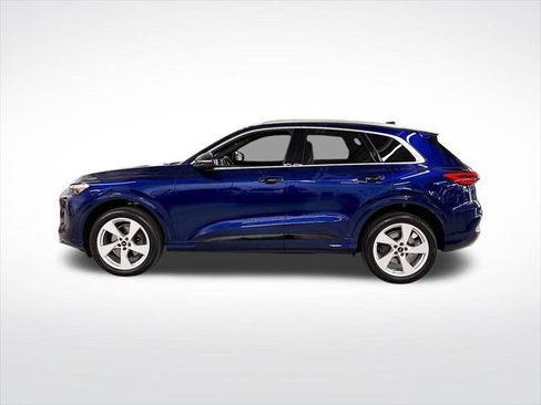Certified 2025 Audi Q5 Premium w/ Premium Plus AWD/4WD image 2