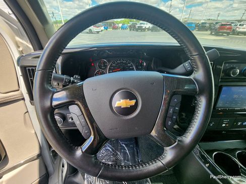 Used 2020 Chevrolet Express 2500 w/ Enhanced Convenience Package RWD image 30