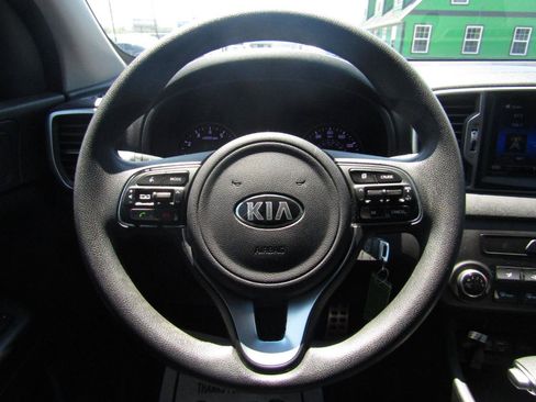 Used 2017 Kia Sportage LX FWD image 15