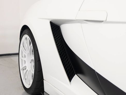 Used 2008 Lamborghini Gallardo Superleggera AWD/4WD image 38