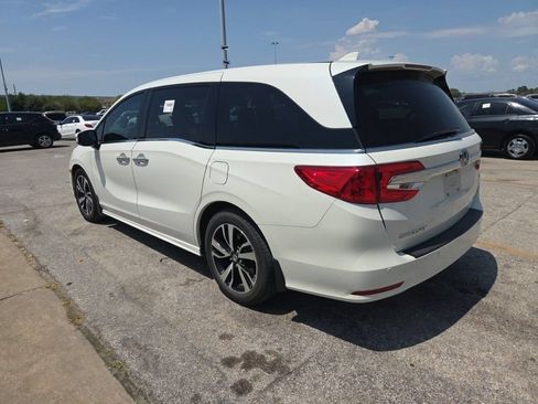 Used 2018 Honda Odyssey Elite image 5