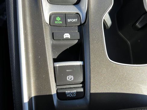 Certified 2019 Honda Accord EX-L image 31