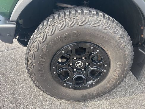 Used 2024 Ford Bronco Wildtrak AWD/4WD image 15