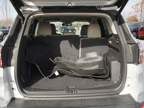 Used 2017 Ford Escape Titanium image 17