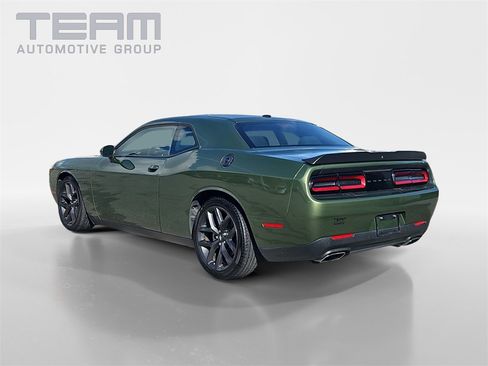 Used 2022 Dodge Challenger R/T w/ Blacktop Package image 5