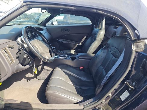 Used 2001 Chrysler Prowler RWD image 13