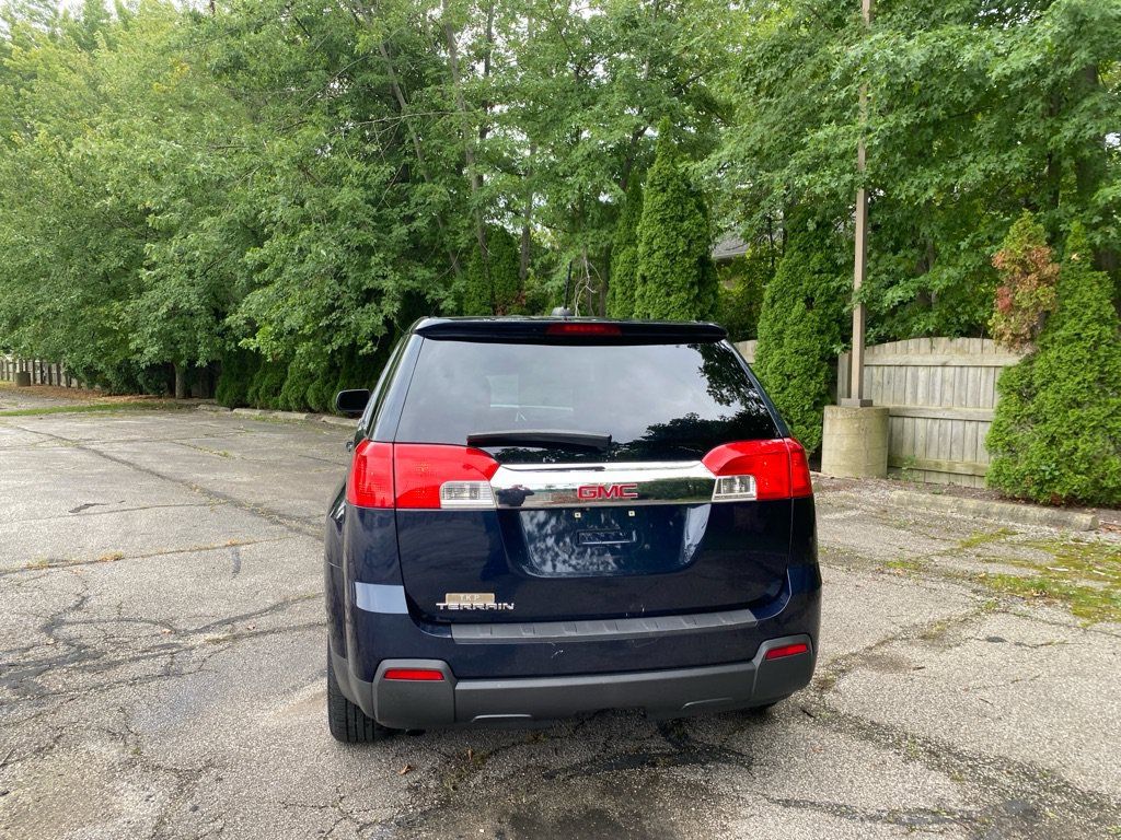 Used 2015 GMC Terrain SLE FWD image 4